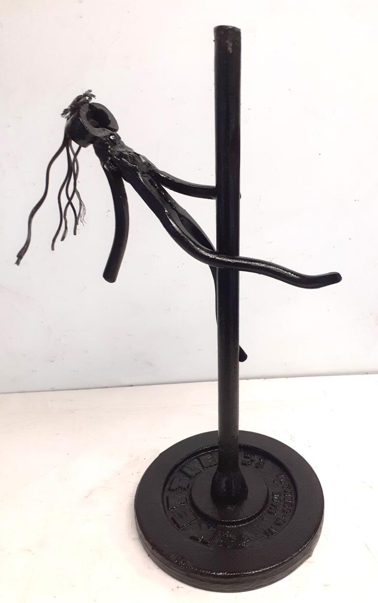 schrootkunst paaldanseres paal dansen trofee prijs kunstwerk metaal oud ijzer betaalbare kunst creatie